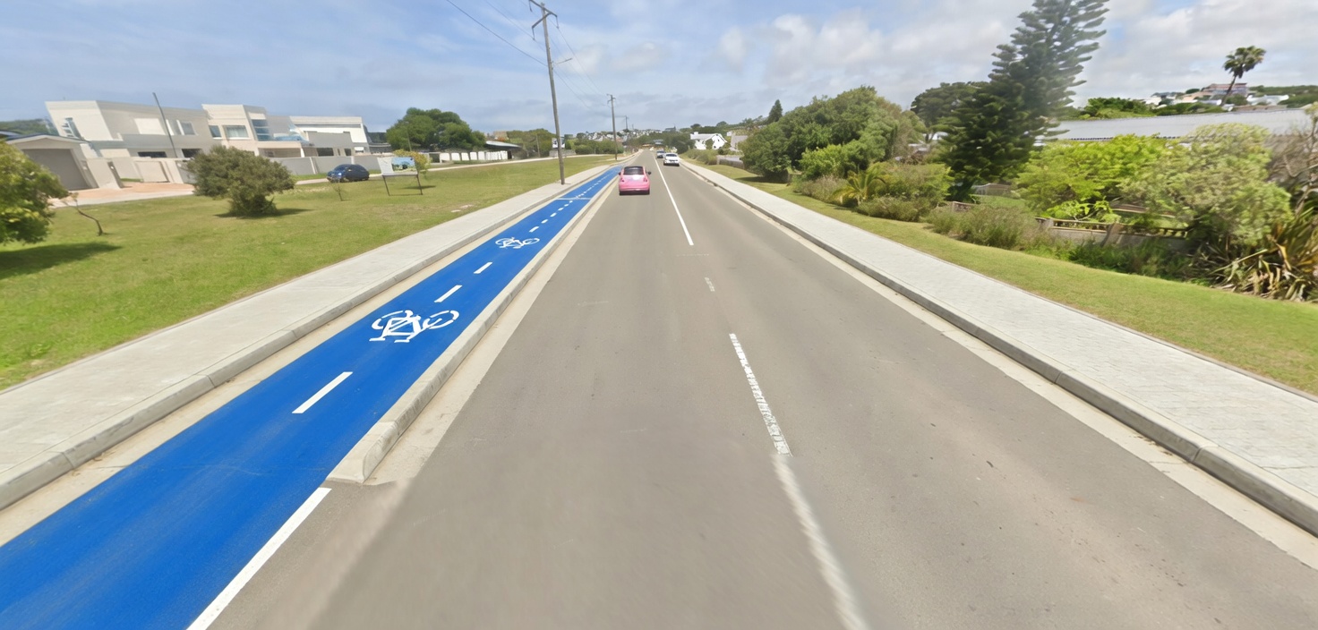 Vision for a dedicated bicycle lane and walkway in Stilbaai